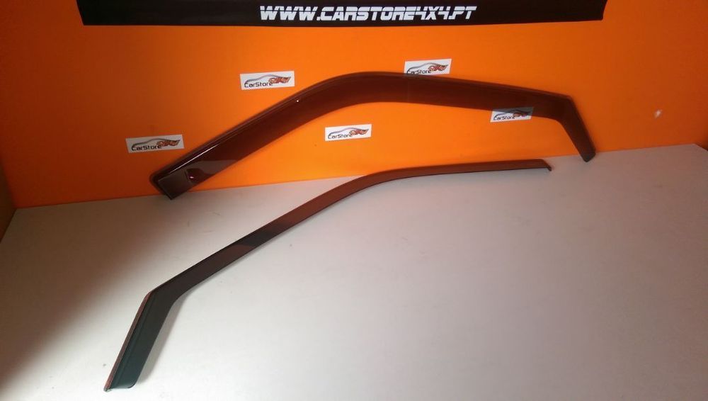 Chuventos escurecidos Nissan Terrano 2