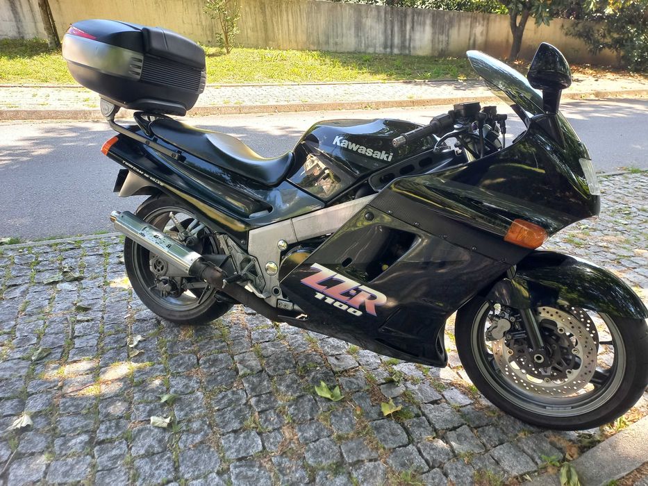 KAWAZAKI ZZR 1100 como nova