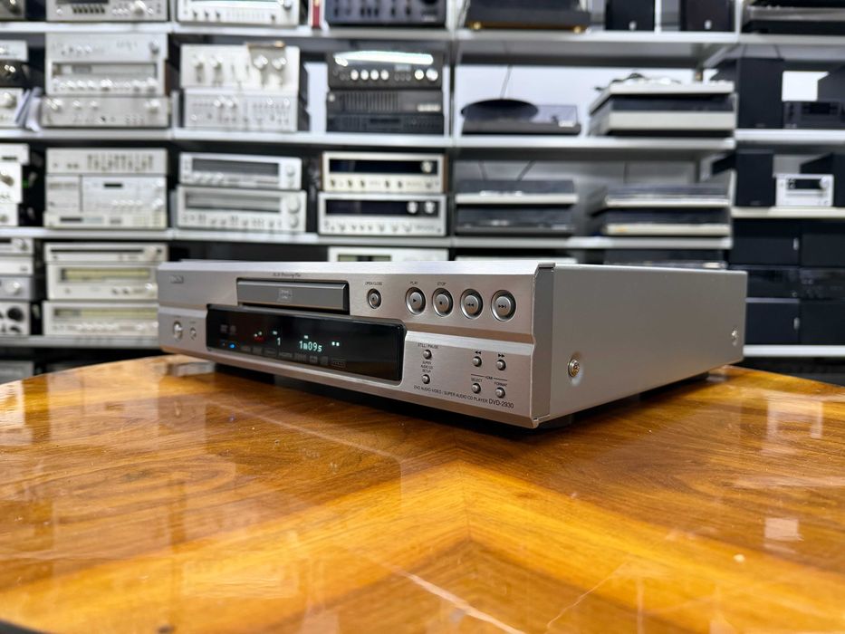 Odtwarzacz płyt CD/SACD/DVD Denon DVD-2930