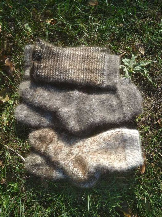 Для здоровья : носки, наколенники, пояса  и прочее из собачьей шерсти.