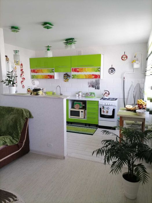 3 кімнатна квартира в цегляному будинку Гречани ,67 м2 Меблі+техніка