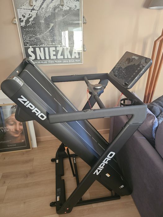 Bieżnia Zipro Iluzion V2 do 150 kg składana nowa
