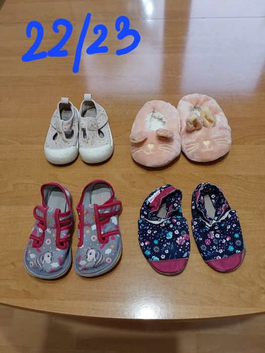 Pantofle dziewczynka 22/23 cena 30.00 za 4  (można wybrać pojedyncze)