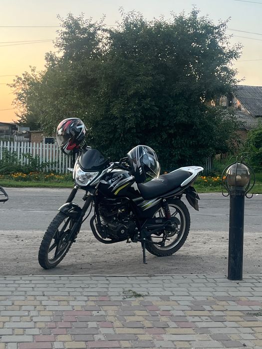 Мотоцикл Forte FT 150 EN