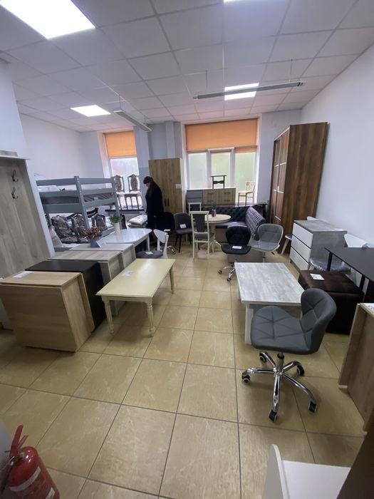 Комерційне приміщення у м. Здолбунів 65м2