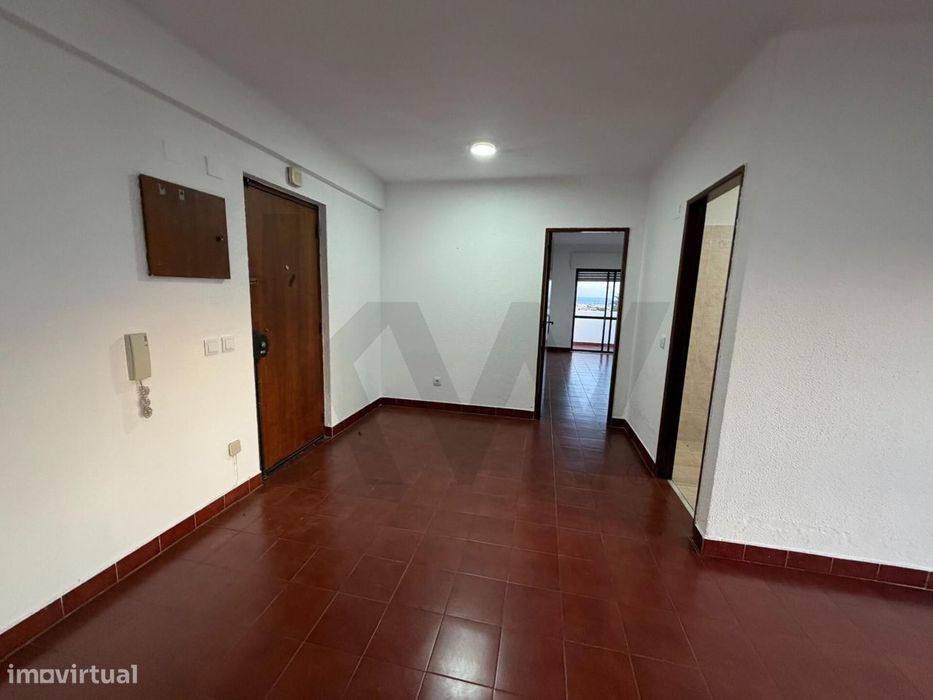 T 1 em Olhos de Água, Edificio Campimar