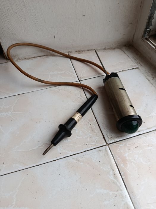 Продам контрольні лампи