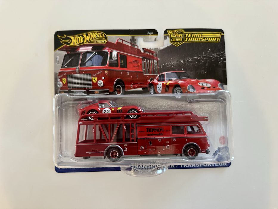 Hot Wheels Ferrari Team Transport Conjunto de 3