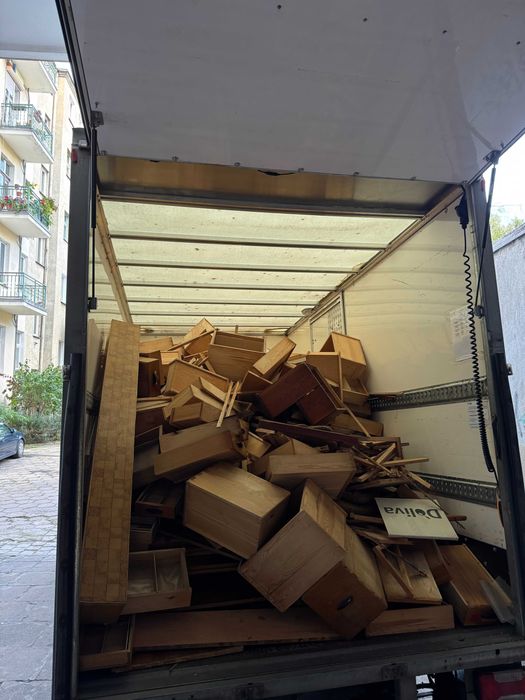 Przeprowadzki, Utylizacje , Bagażówka ,Transport krajowy i zagraniczny