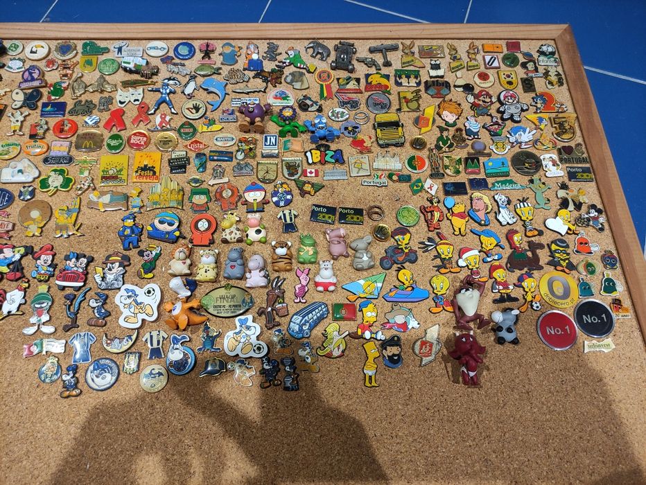 Coleção de Pins (+300)