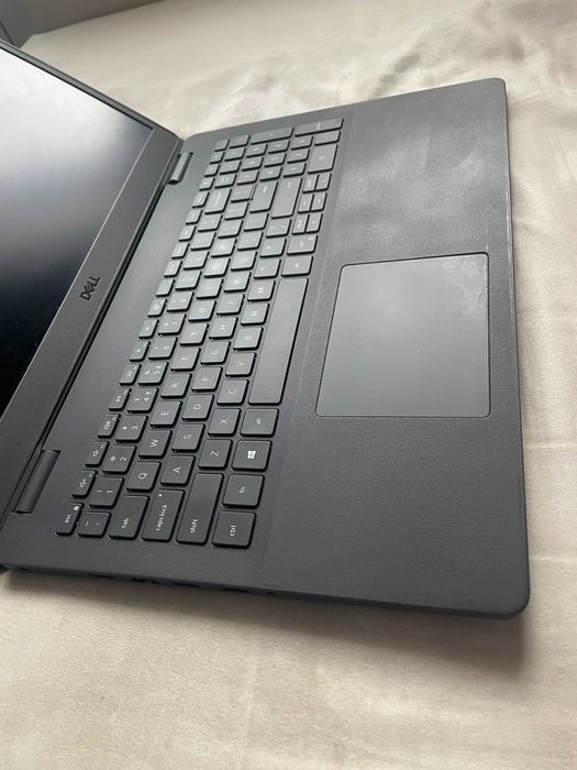 Dell Vostro 3500 i5-1135G7 8GB 256GB FHD PL