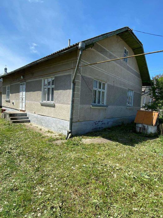 Продається будинок в с.Мединя Івано-Франківського району