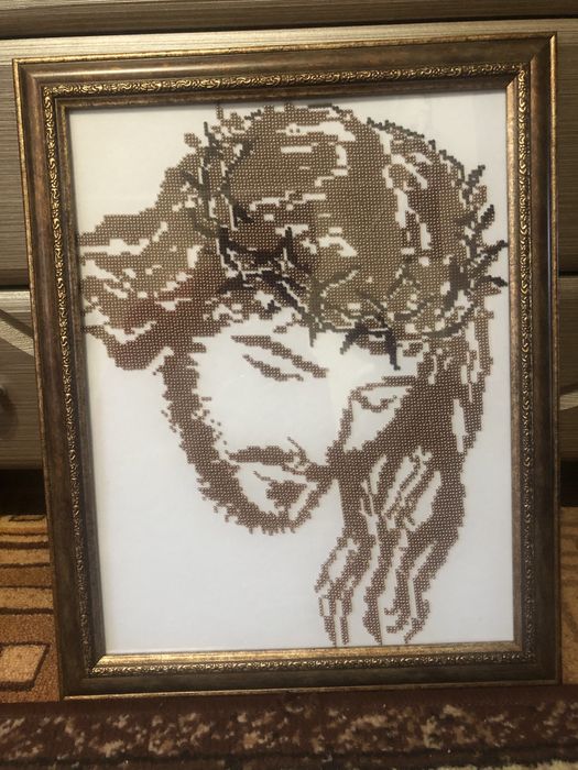 Картина вишита бісером "Ісус у терновім вінку"