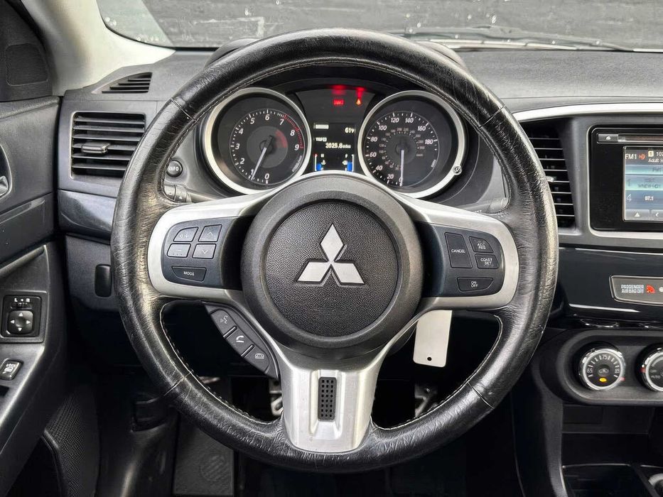 Mitsubishi Lancer Evolution GSR      2014