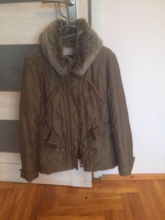 Sprzedam kurtkę  damską zimową rozmiar M