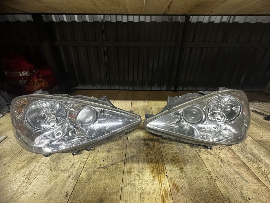 Фари передні оптика peugeot 807 пежо 807