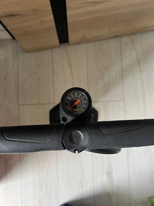 Pompka podłogowa do roweru, hulajnogi Airworx 10.0