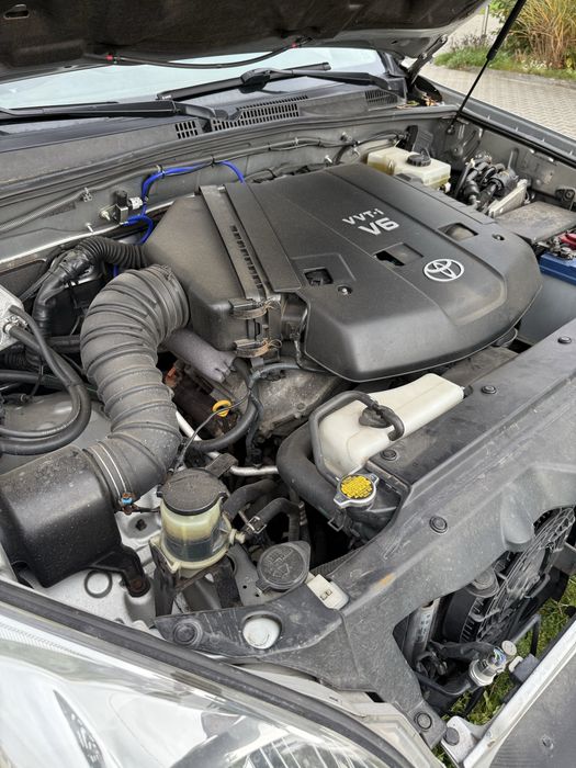 Toyota land cruiser 120 4.0 benzyna gaz stan idealny