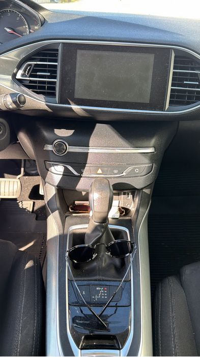 Peugeot 308 SW como nova