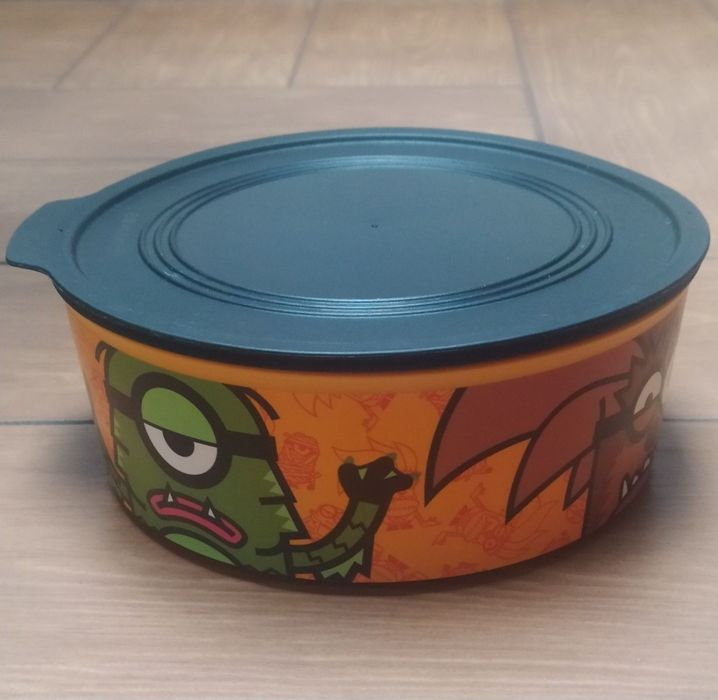Pojemniki tupperware