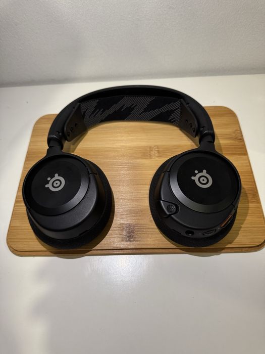 SteelSeries Arctis Nova 1 Gaming Headset NOVO | PC PS5 PS4  XBOX SWITC