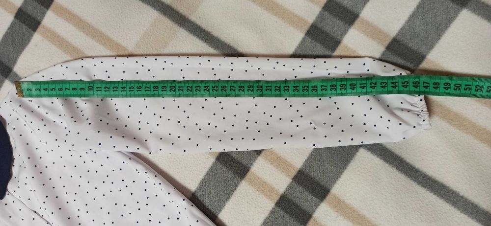 Блузка на дівчинку. Шкільна форма. Ріст 128.