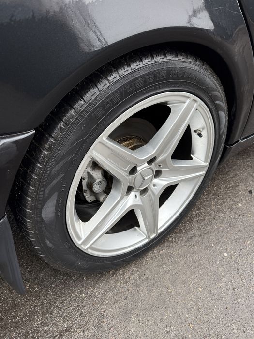 Mercedes E210 3.2 бенз