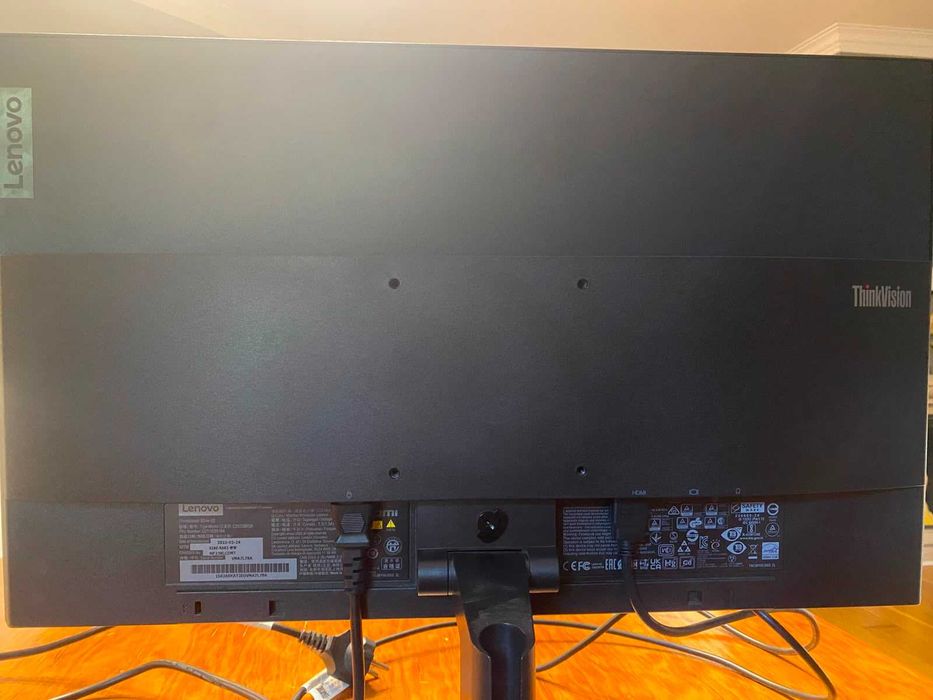 Monitor Lenovo 24 Polegadas