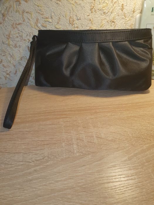 Клатч чорний Accessorize