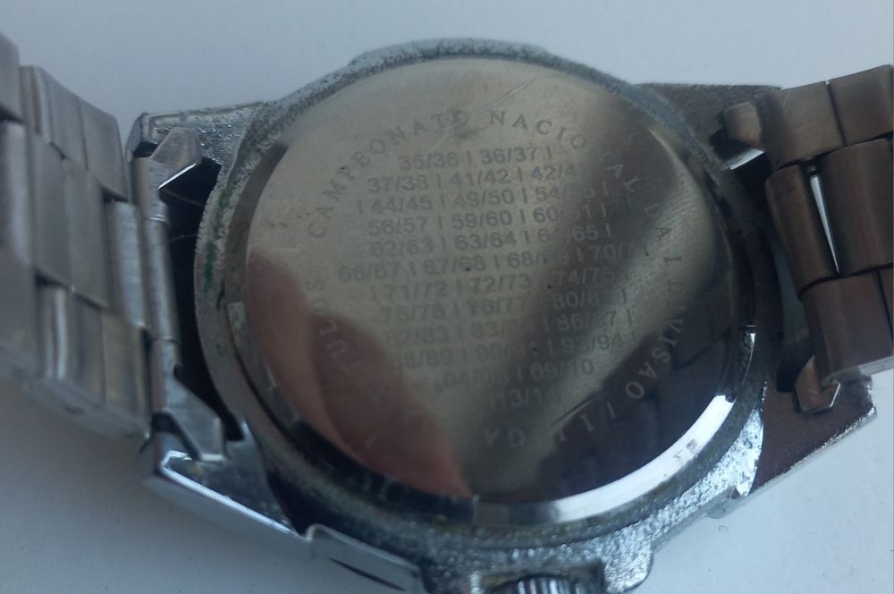 Relógio do Sport Lisboa e Benfica usado