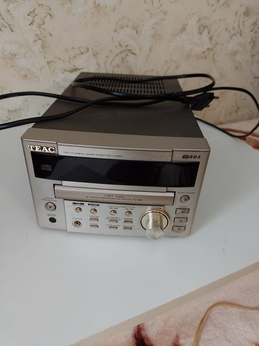 TEAC Sharp тюнер і CD