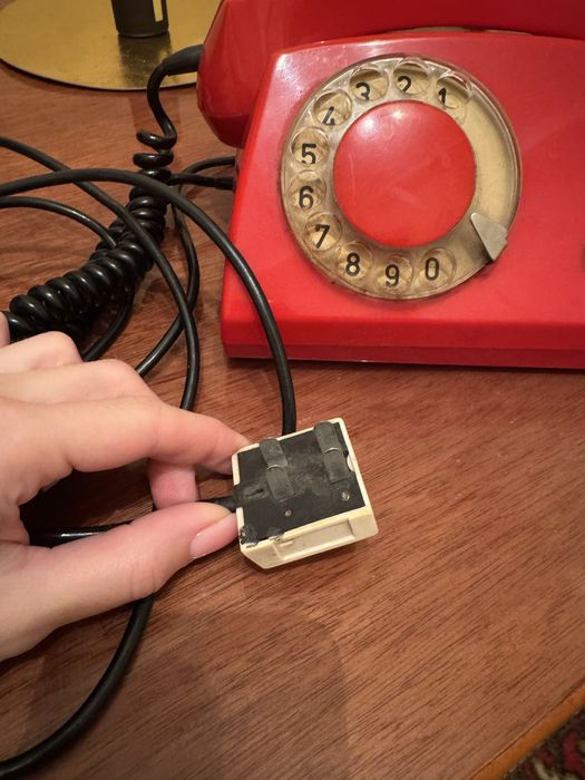 Телефон стационарный дисковый rwt