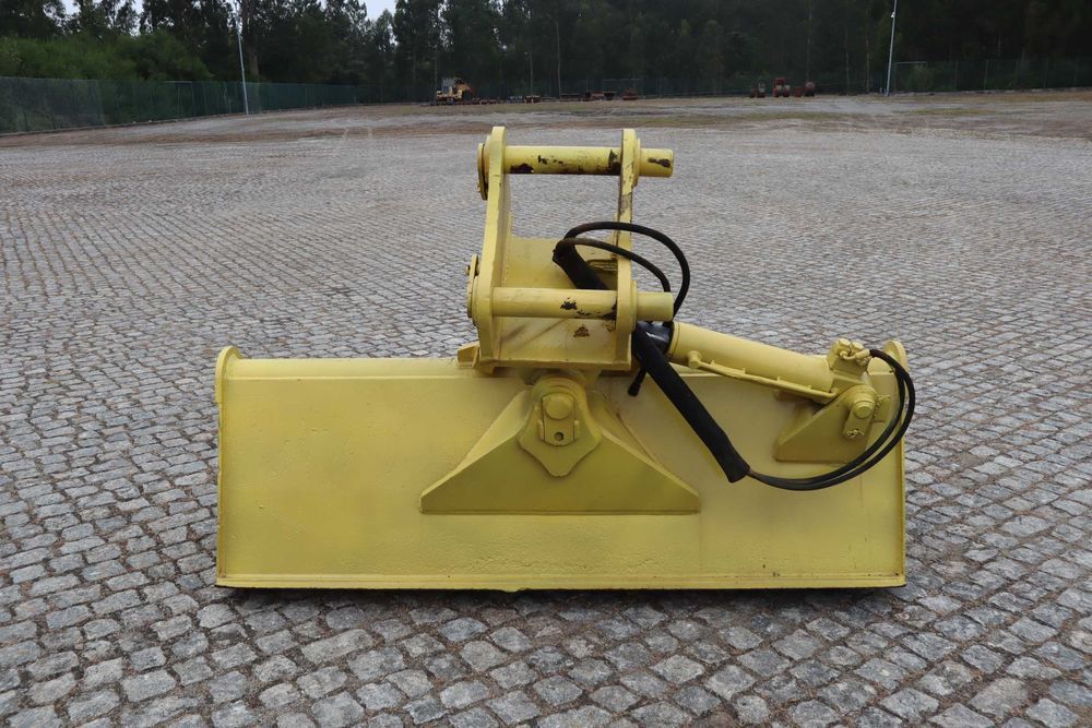 Balde Limpeza Oscilante Ø 70-2000 mm EQ 18-22 t