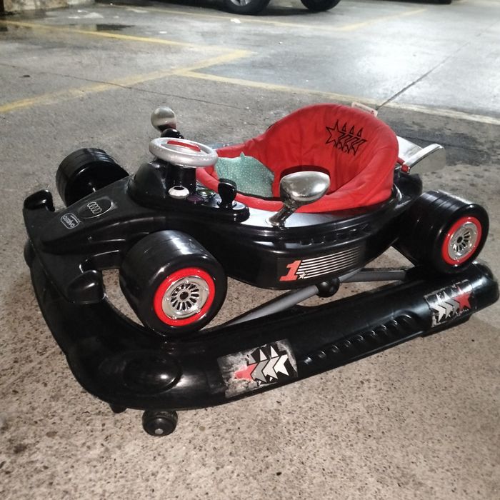 Carrinho criança em bom estado