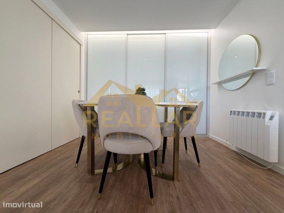 T1 de Luxo na Póvoa de Varzim - Condominio fechado com Piscina