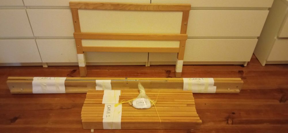 Cama IKEA Sniglar + colchão IKEA Underlig