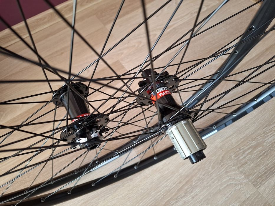 Nowe koła 28 29 novatec alexrims gravel szosa maszynowe łożyska