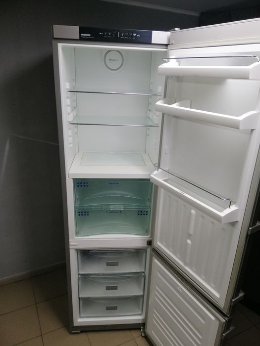 Шикарный LIEBHER NO Frost ПРИВЕЗУ