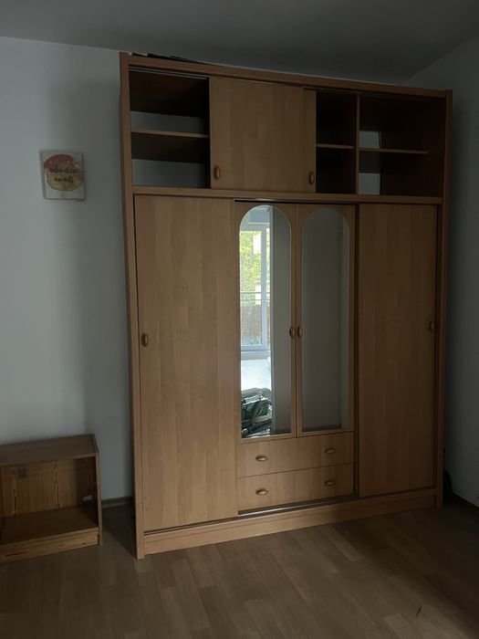 Szafa, materac, kuchenka,