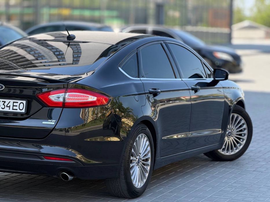 Ford Fusion в супер состоянии!