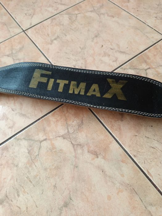 Pas do podnoszenia ciężarów