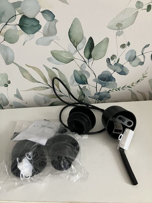 Lampa wiszaca/ kabel z oprawką czarny, bialy User Manuel kpl