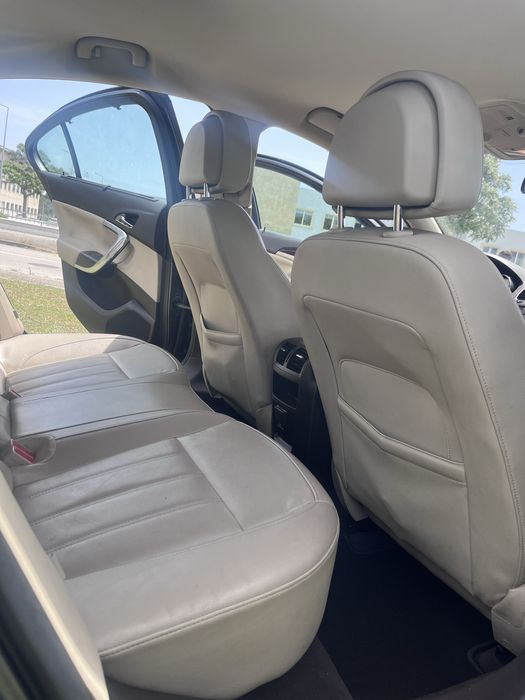 Opel insignia em bom estado