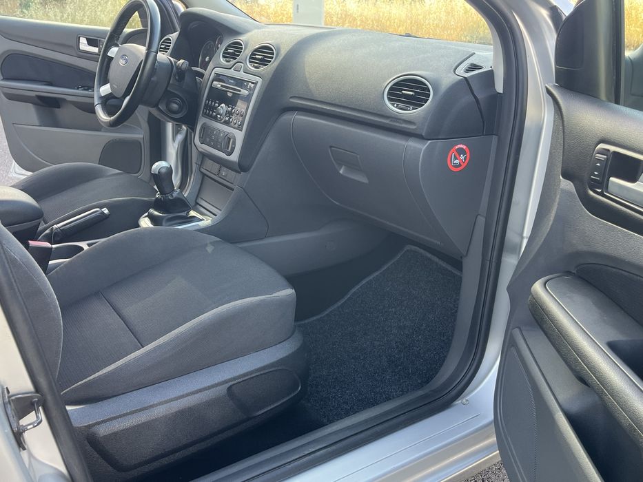 Ford focus poucos klm