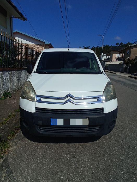 Berlingo 2010 branca