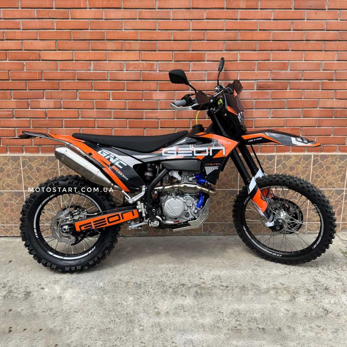 Мотоцикл Geon GNC 300 5 і 6-ступки - новинка 2025 року