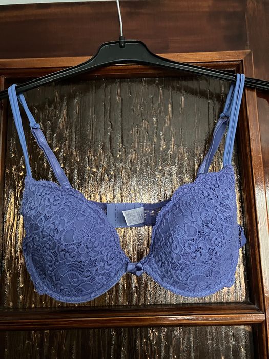 Stanik biustonosz essentials 36C czyli 85C błękitny koronka fiszbiny