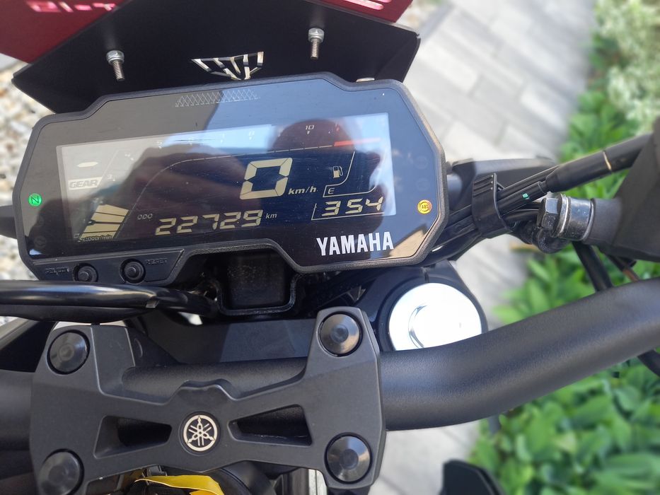 Yamaha MT 125 lift