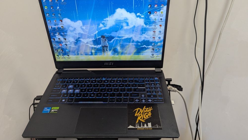 Laptop msi cyborg 15 a12v rtx 4060