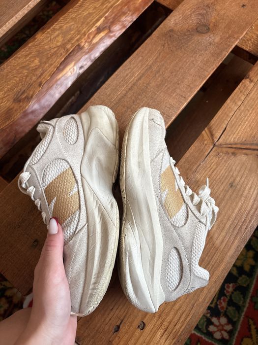 New Balance, Ню беленс. Оригінал